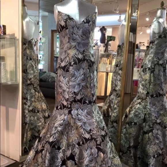 Jovani Dresses & Skirts - Jovani floral embroidery mermaid gown